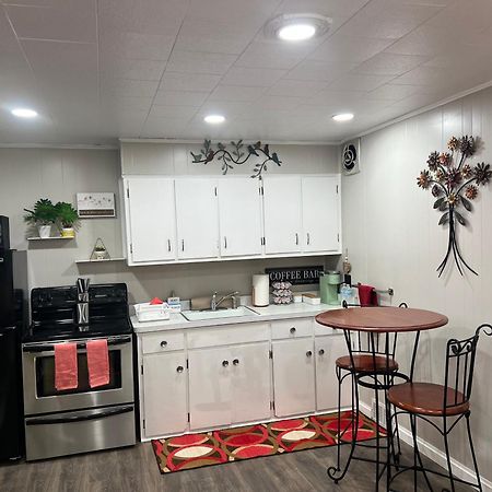 Lackawanna Cozy Buffalo Home-Sleeps 4 מראה חיצוני תמונה